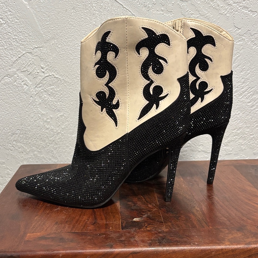 INC Black and Cream Women's Boots